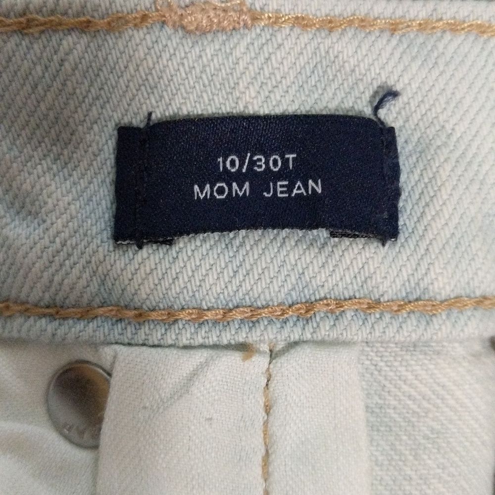 NWT GAP mom jean women's high rise tapered leg Tall destroyed light 10/30T - Picture 8 of 12
